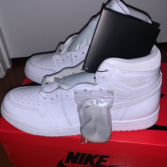 Nike Air Jordan 1 “HI 85” - Picture 5 of 9